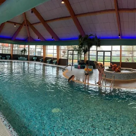 Holiday home Badhoophuizen 6-per Veluwemeer Trampoline *