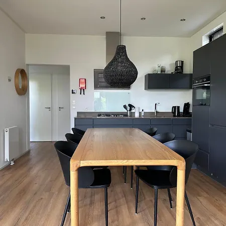 Badhoophuizen 6-per Veluwemeer Trampoline * Hulshorst